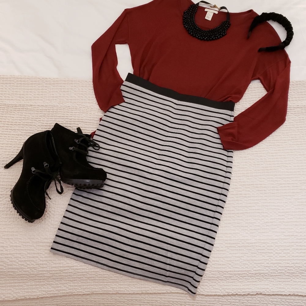 Striped Ponte-Knit Stretch Pencil Skirt (WINNERS)